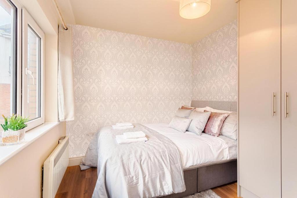 Town Square Townhouse - Best Location In Galway Luaran gambar